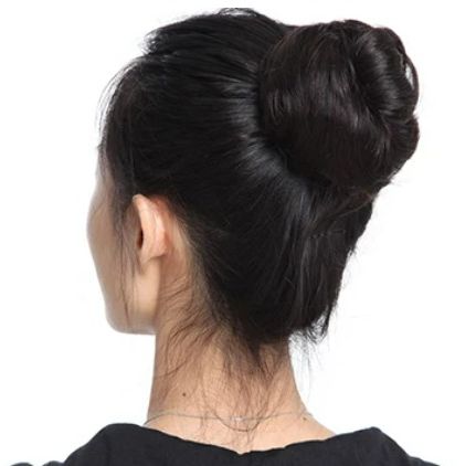 Příčesek drdol z lidských vlasů